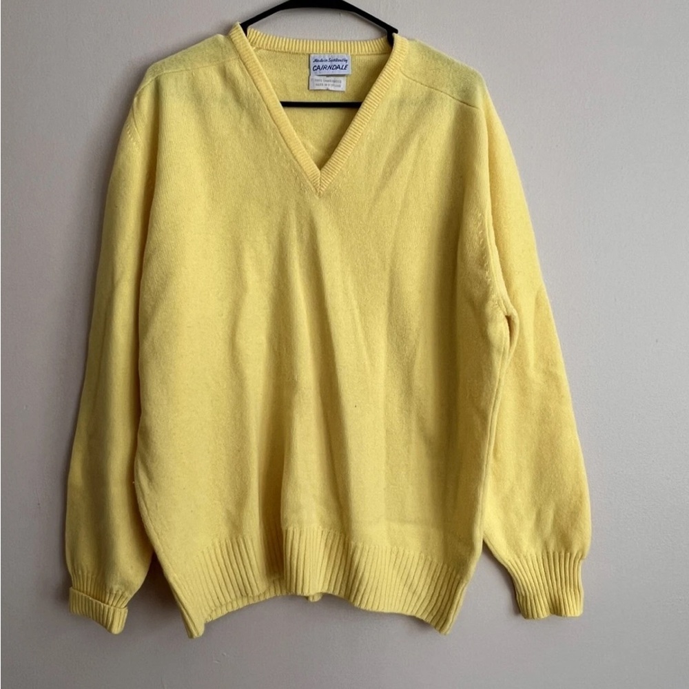 Vintage men's CAIRNDALE lambswool Made In Scotland V-neck sweater